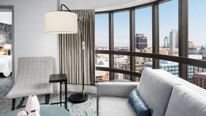 1 bedroom, premium bedding, pillowtop beds, desk