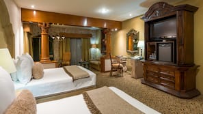 Ropa de cama hipoalergénica, minibar, caja fuerte y escritorio