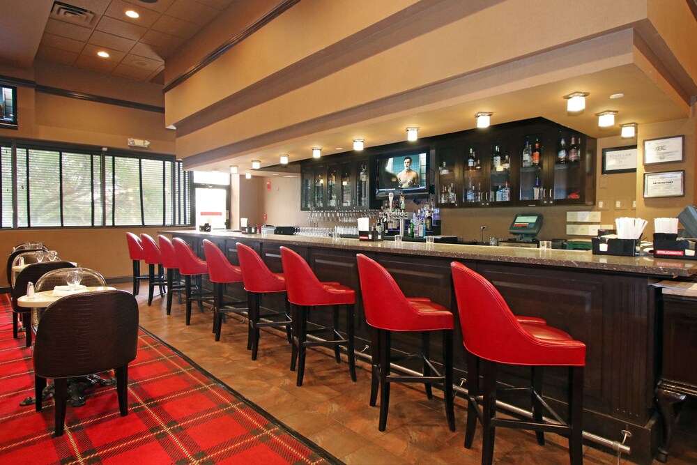 Doubletree By Hilton Hotel Newark Airport Booking Doubletree By Hilton Hotel Newark Airport Booking