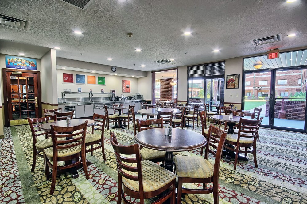 Comfort Suites Parkersburg South