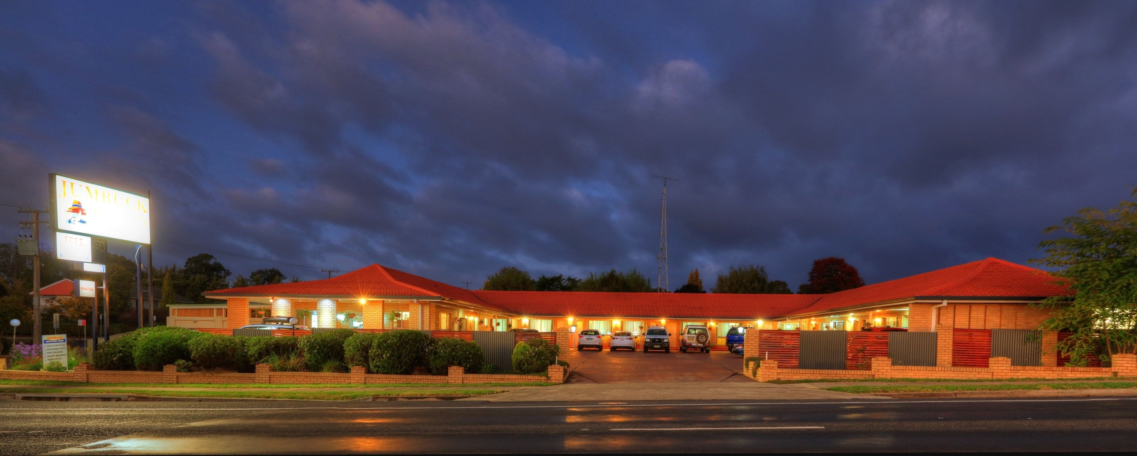 Jumbuck Motor Inn