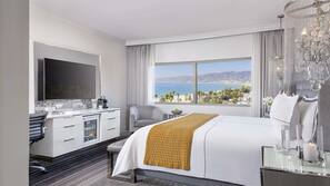 Egyptian cotton sheets, premium bedding, down duvet, pillow top beds