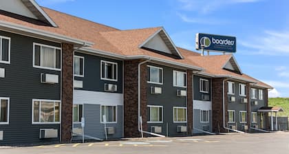 Boarders Inn & Suites by Cobblestone Hotels - Superior Duluth