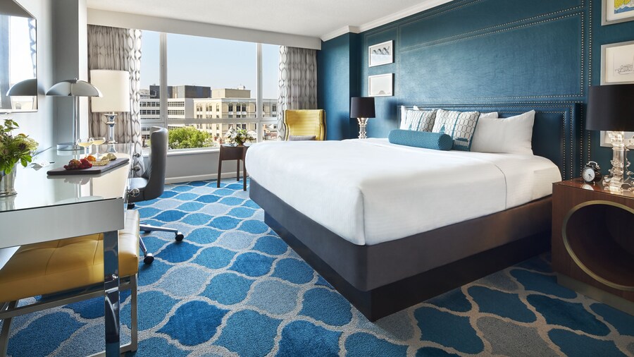 The Ven at Embassy Row, a Tribute Portfolio Hotel
