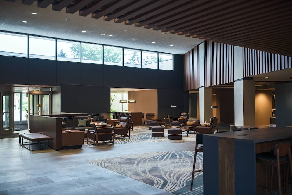 Lobby lounge, Marriott Chicago Schaumburg