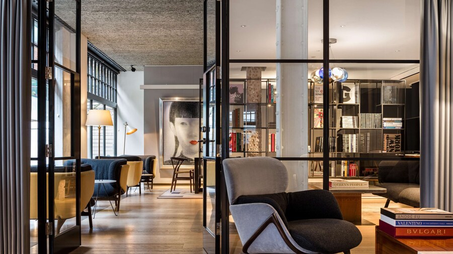 Radisson Blu Edwardian Mercer Street Hotel, London