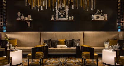 Renaissance Austin Hotel