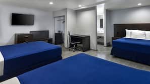 Premium bedding, desk, iron/ironing board, free WiFi