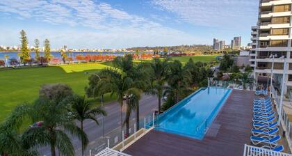 Crowne Plaza Perth, an IHG Hotel