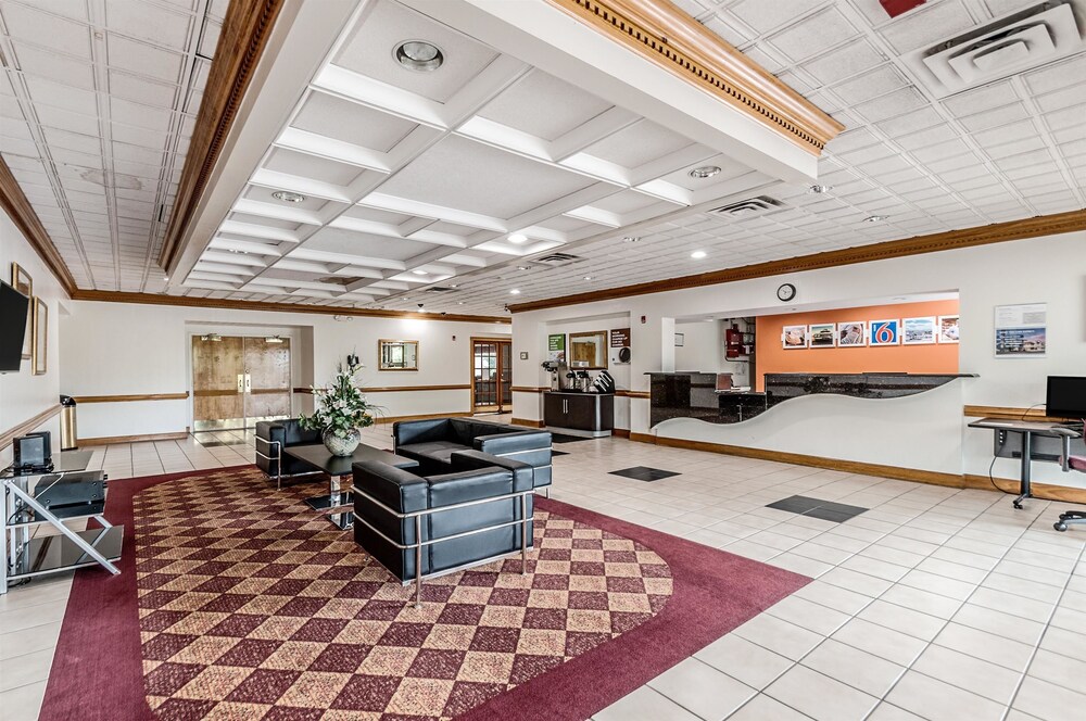 Lobby, Motel 6 Dumfries, VA