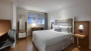 Premium bedding, Tempur-Pedic beds, in-room safe, desk
