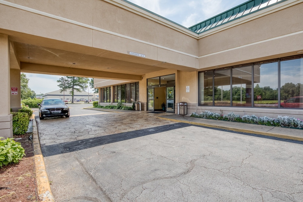 OYO Hotel Memphis TN I40 in Memphis Best Rates & Deals on Orbitz