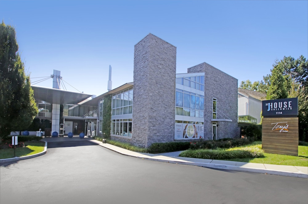 J House Greenwich in Riverside Best Rates & Deals on Orbitz