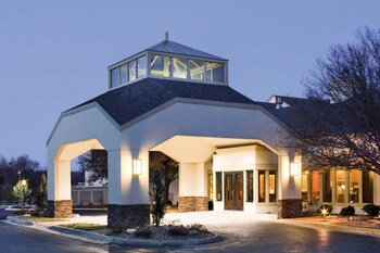 Quality Inn & Suites Albuquerque Downtown - University