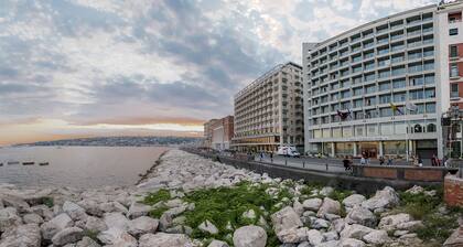 Royal Continental Hotel Naples