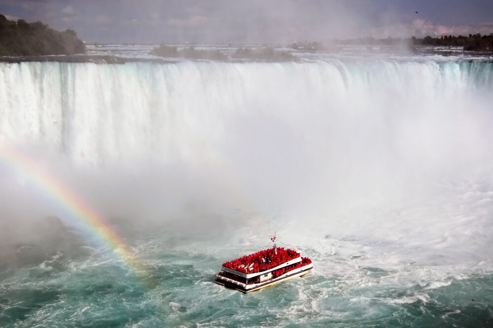 Ramada by Wyndham Niagara Falls by the River