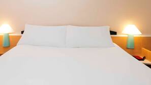 In-room safe, desk, soundproofing, iron/ironing board