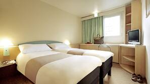 In-room safe, desk, soundproofing, iron/ironing board