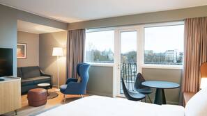 Minibar, in-room safe, blackout curtains, iron/ironing board