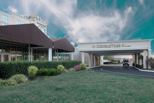 58 Norfolk Beach Hotels Find Cheap Oceanfront Hotels In Norfolk Va Travelocity