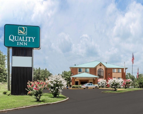 Great Place to stay Quality Inn near Pell City 