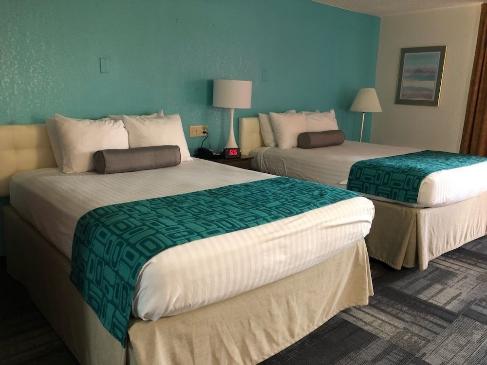 Room, Howard Johnson by Wyndham Winter Haven FL