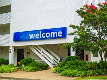 Motel 6 Memphis Downtown