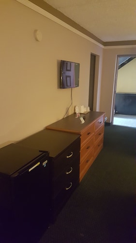 Hotels Near Camp Creek Marketplace Atlanta Top 10 By Red Carpet Inn Airport West