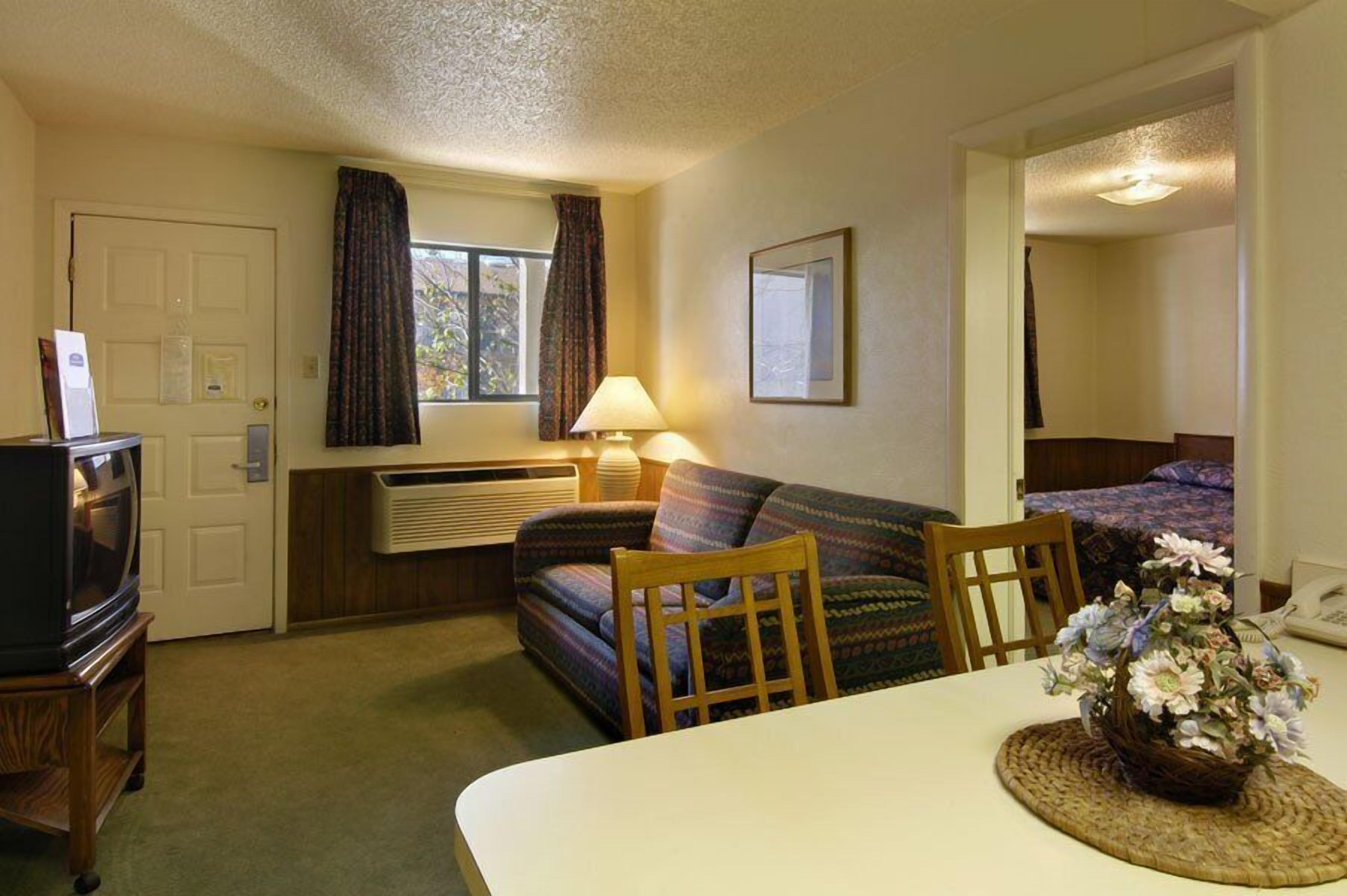 Tulsa Extended Stay Inn and Suites Tulsa  Expedia