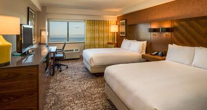 DoubleTree by Hilton San Francisco Airport