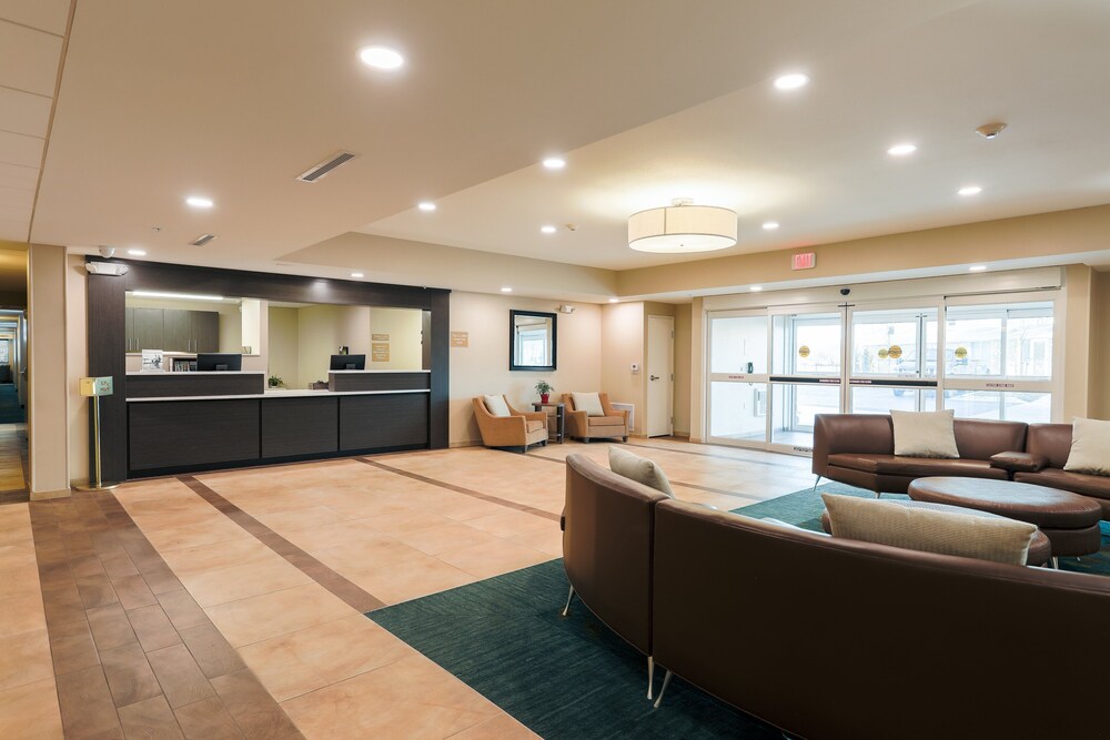 Candlewood Suites Lenexa - Overland Park Area, an IHG Hotel