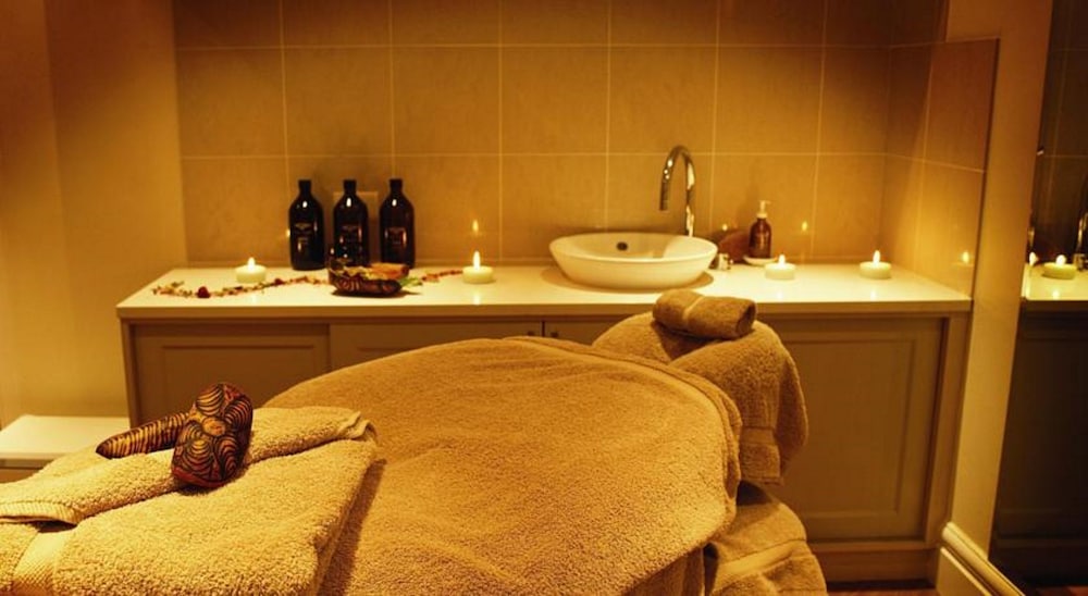 Spa treatment, Lilianfels Resort & Spa - Blue Mountains