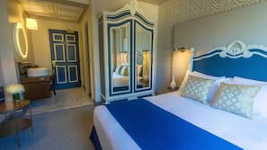Egyptian cotton sheets, hypo-allergenic bedding, down comforters