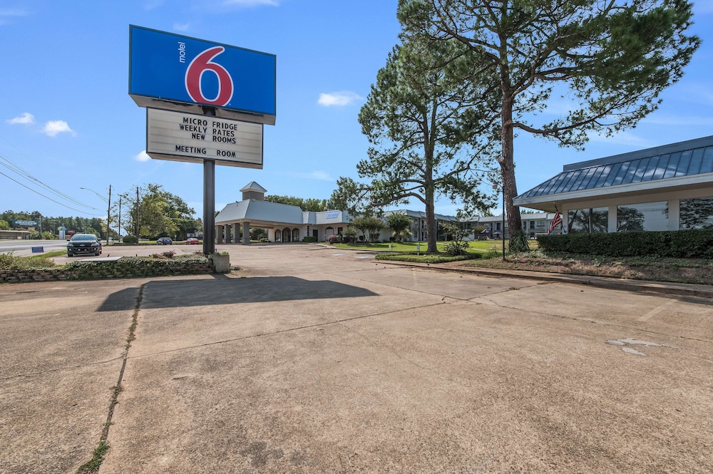 Motel 6 Kilgore, TX