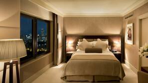 Premium bedding, minibar, in-room safe, desk