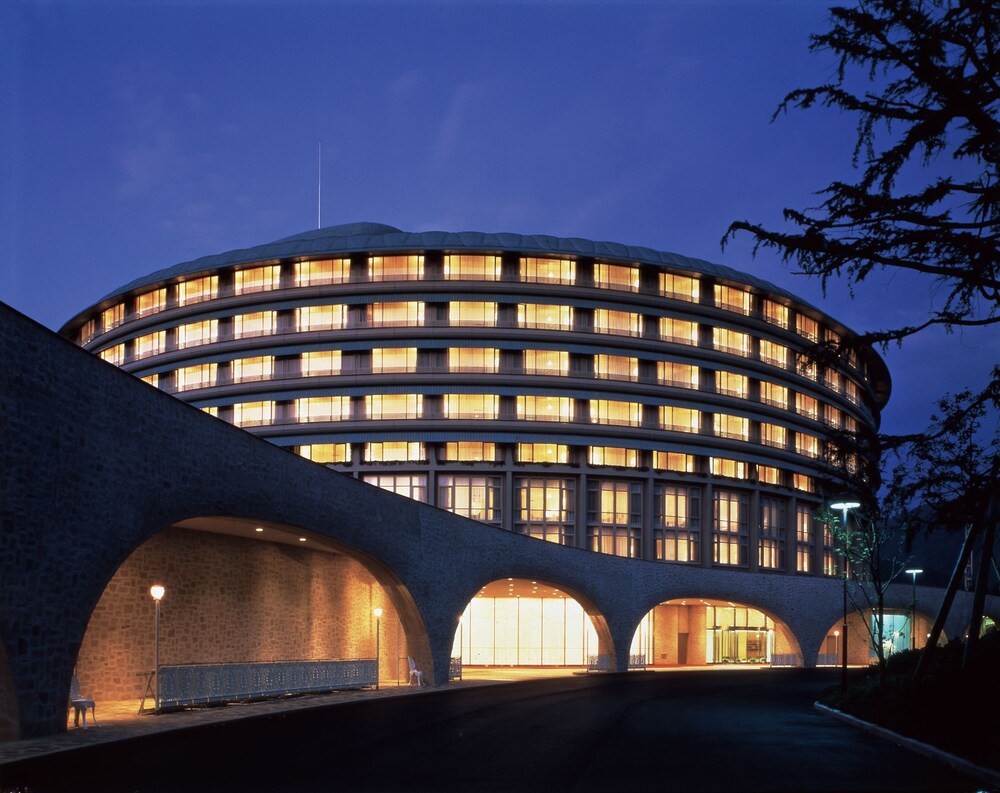 grand inn cobar