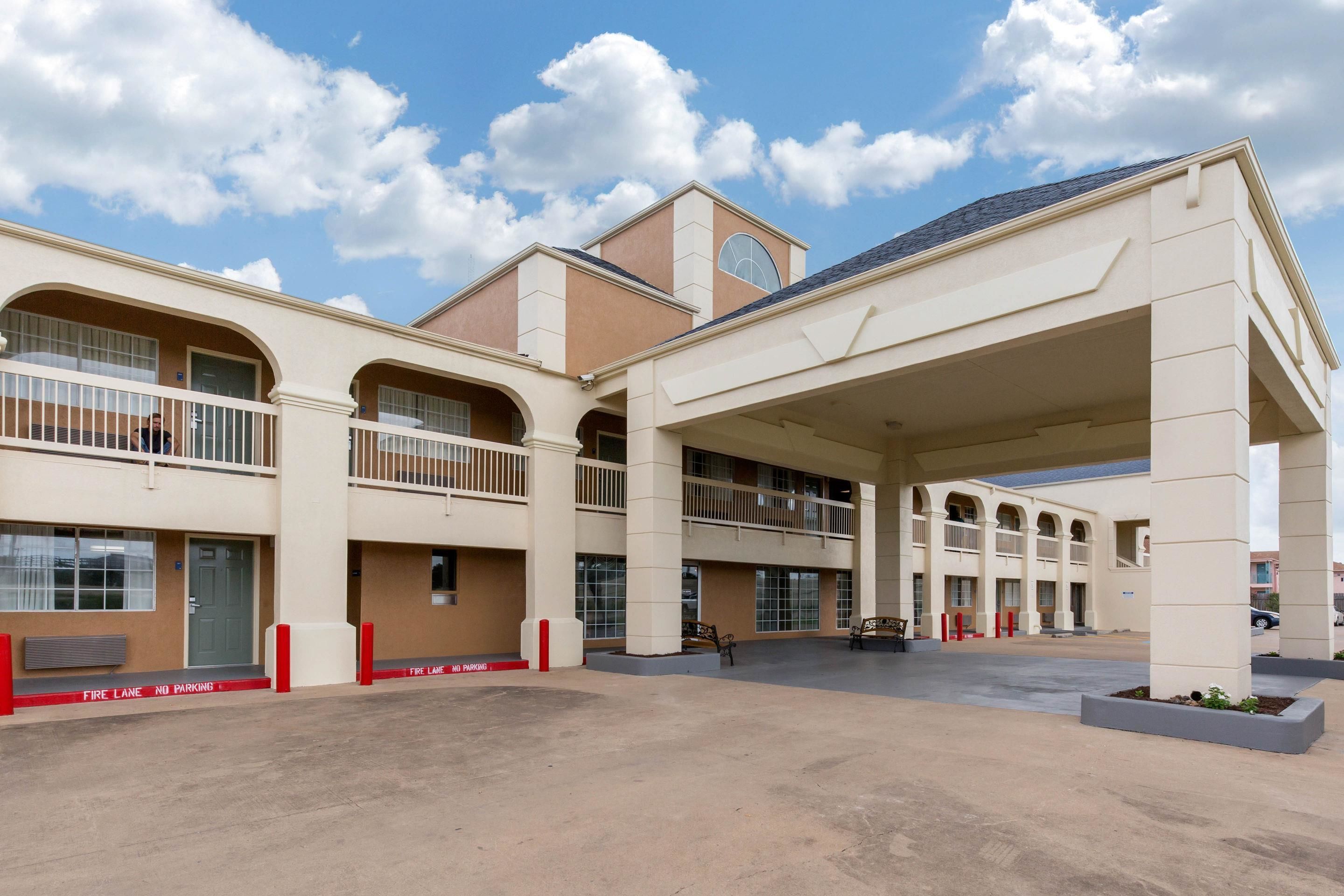 Quality Inn Clute Freeport In Lake Jackson Tx Expedia