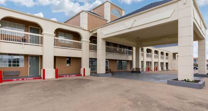 Quality Inn Clute Freeport
