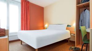 In-room safe, desk, soundproofing, iron/ironing board