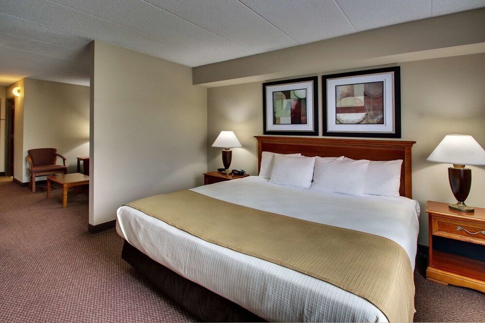 Best Western East Towne Suites