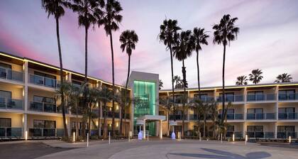 Marina del Rey Hotel