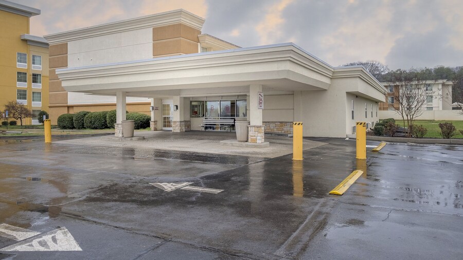 Red Roof Inn Knoxville Central - Papermill Road