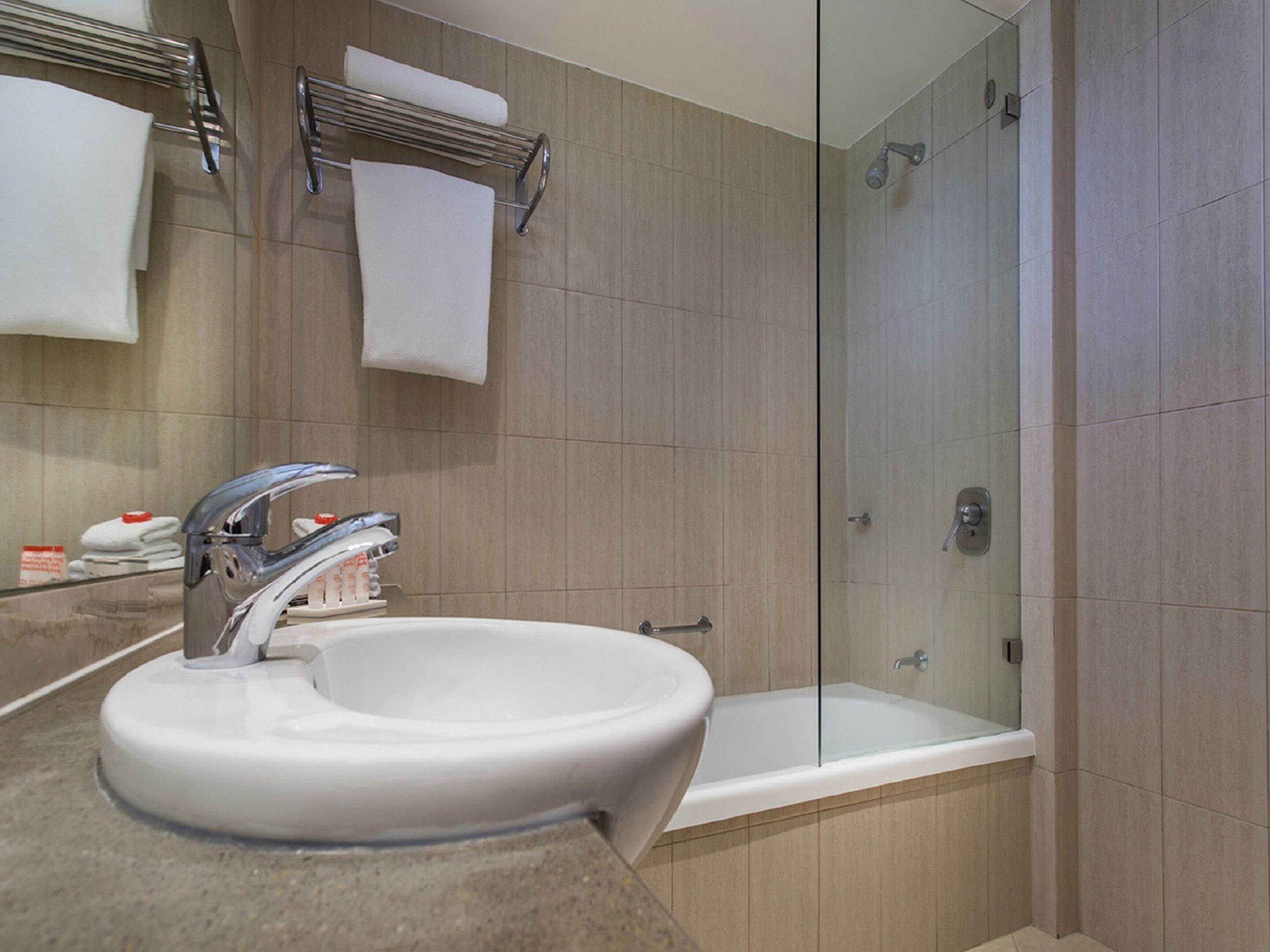 Hotel Grand Chancellor Palm Cove