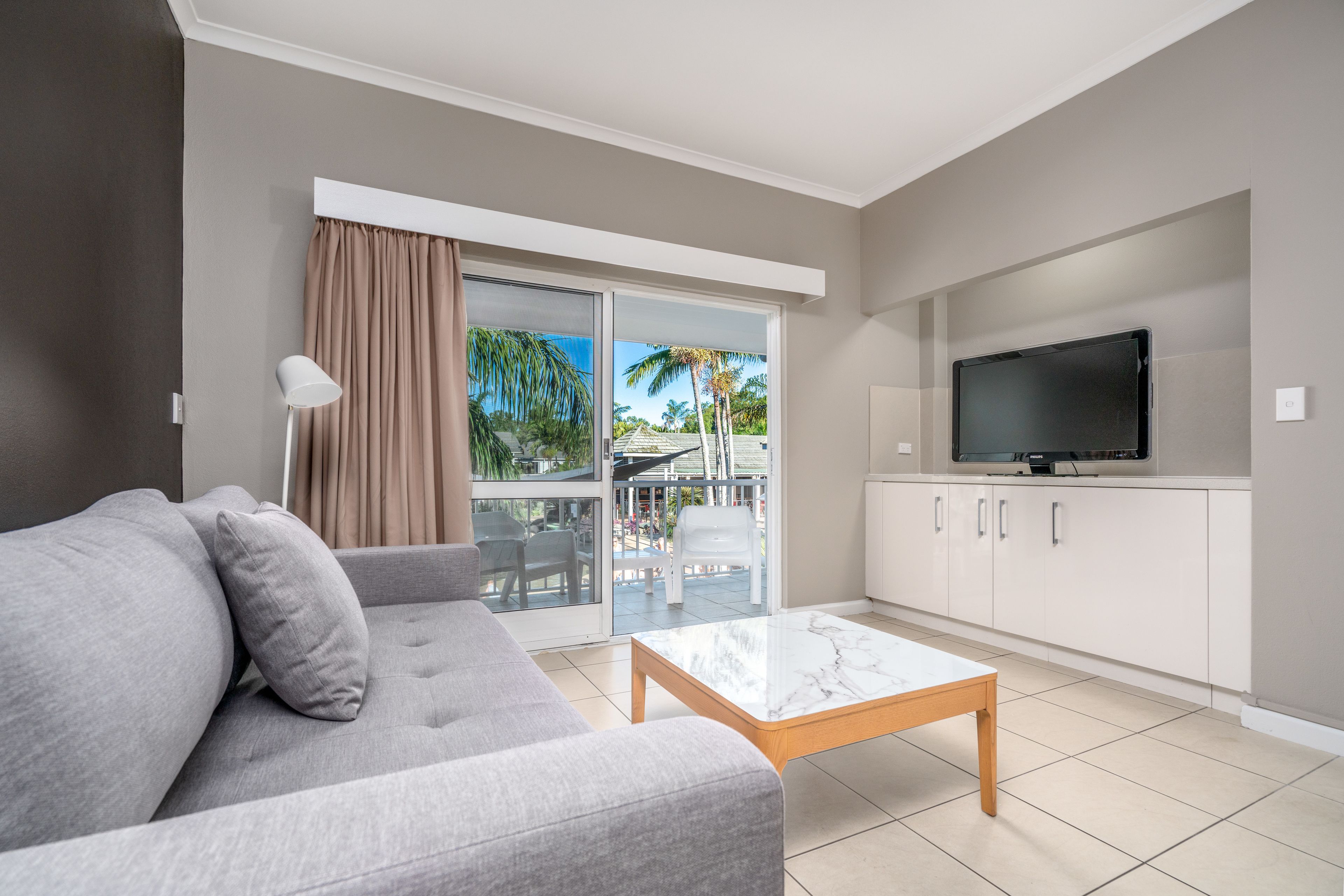 Hotel Grand Chancellor Palm Cove