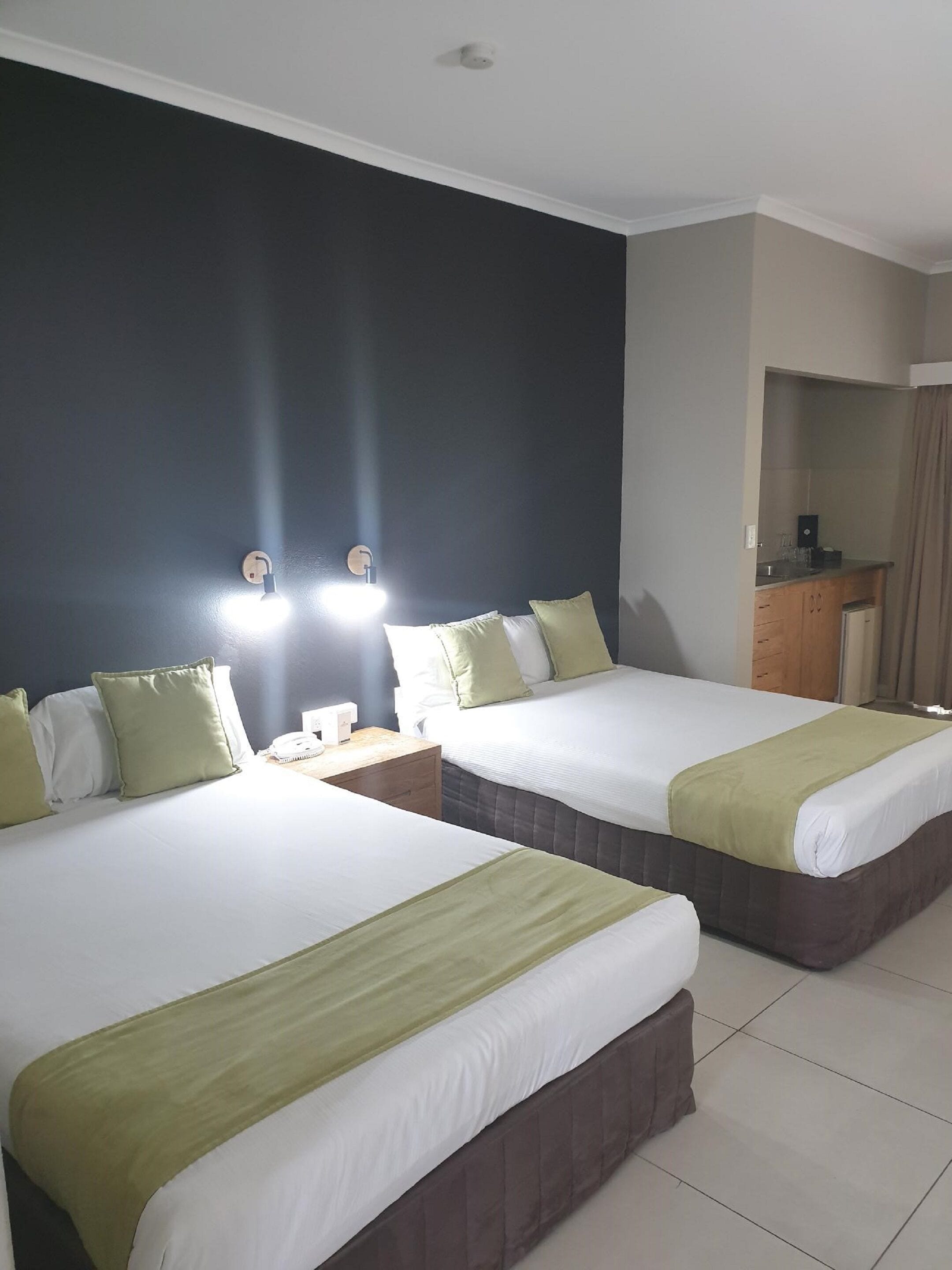 Hotel Grand Chancellor Palm Cove