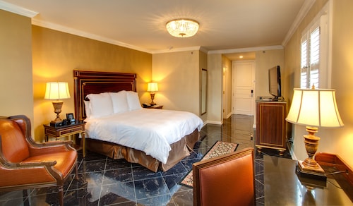 Check Expedia for Availability of Hotel Mazarin