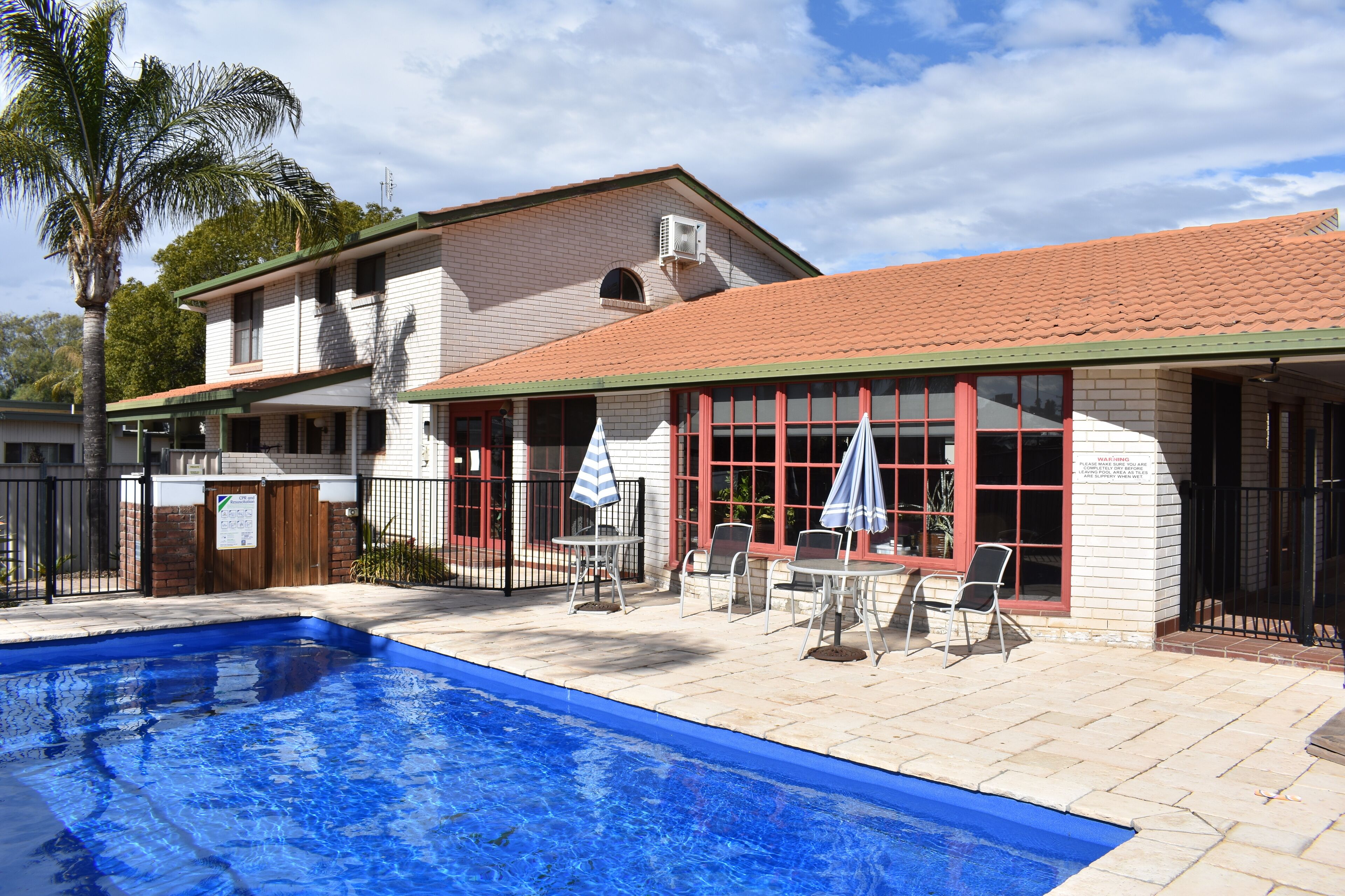 Tamworth Motor Inn & Cabins