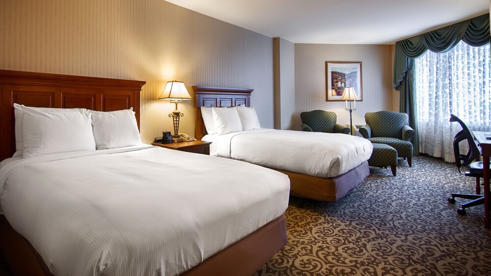 DoubleTree by Hilton Lisle Naperville