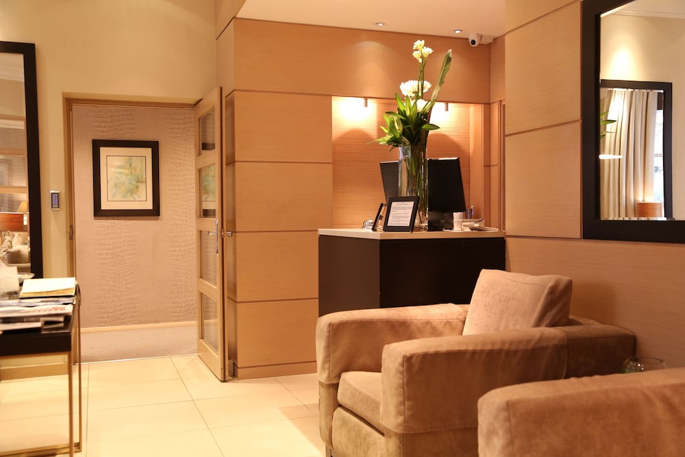 Beaufort Hotel