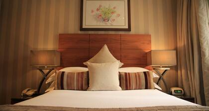 Beaufort Hotel